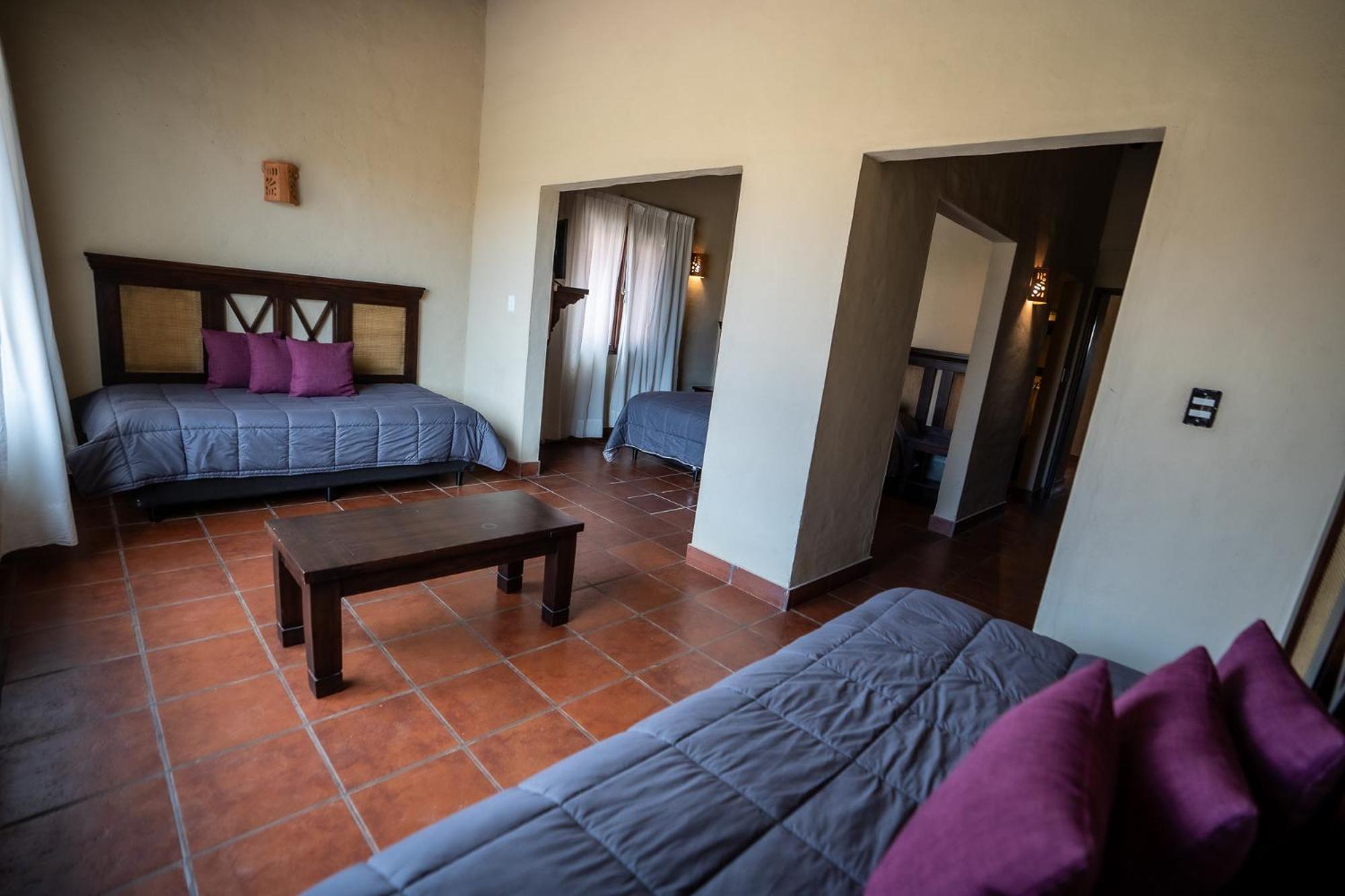 Hotel Castillos De Cafayate Exteriör bild