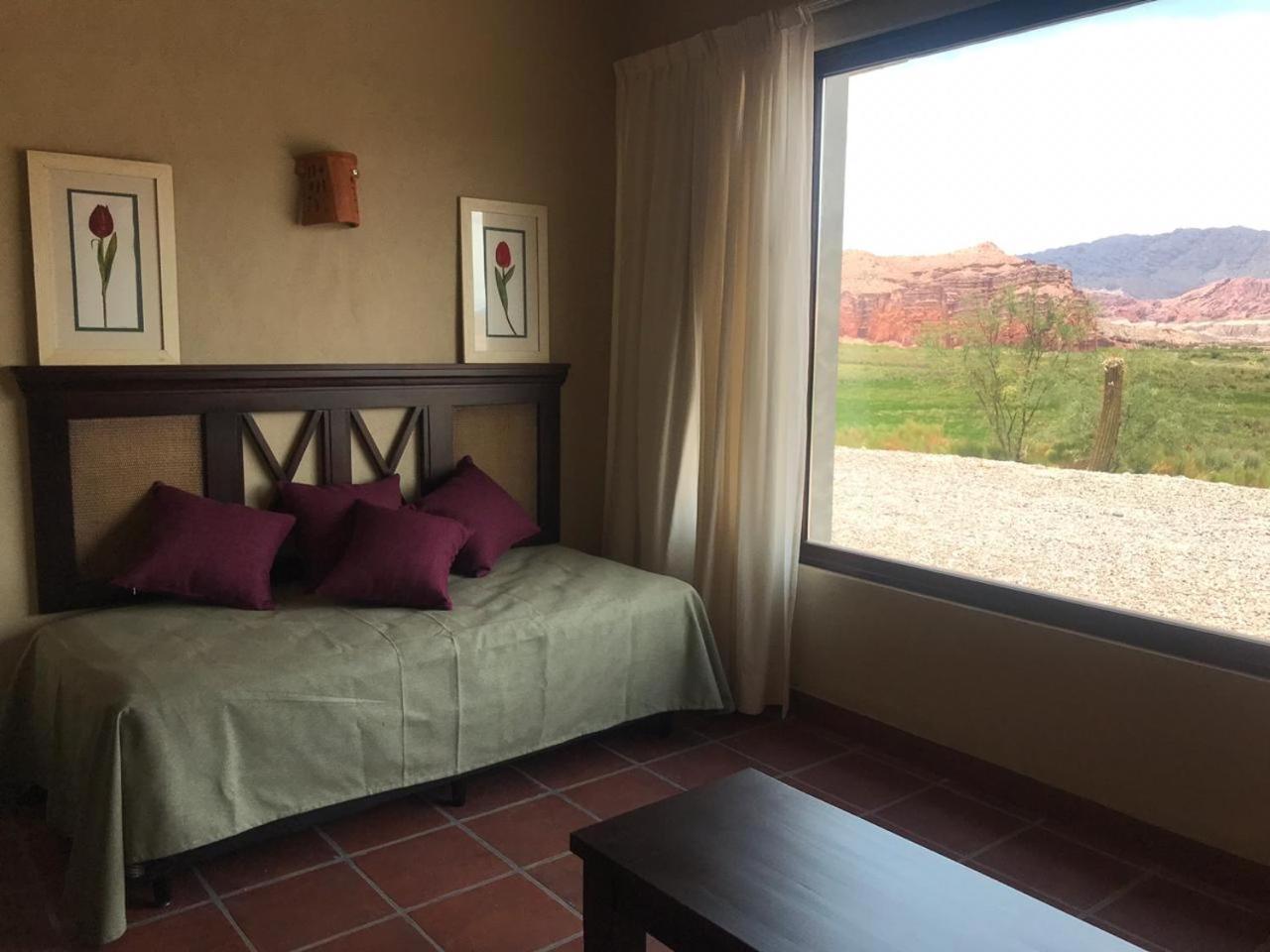 Hotel Castillos De Cafayate Exteriör bild